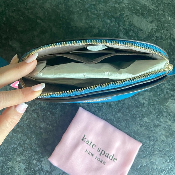 Brand new with tags blue Kate Spade crossbody bag - Picture 5 of 6